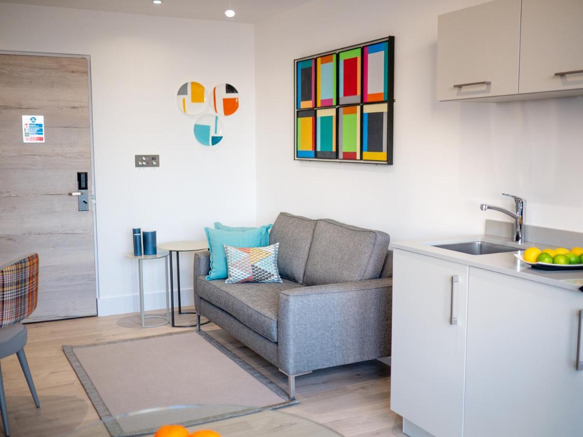 Q Square By Supercity Aparthotels Hove Extérieur photo